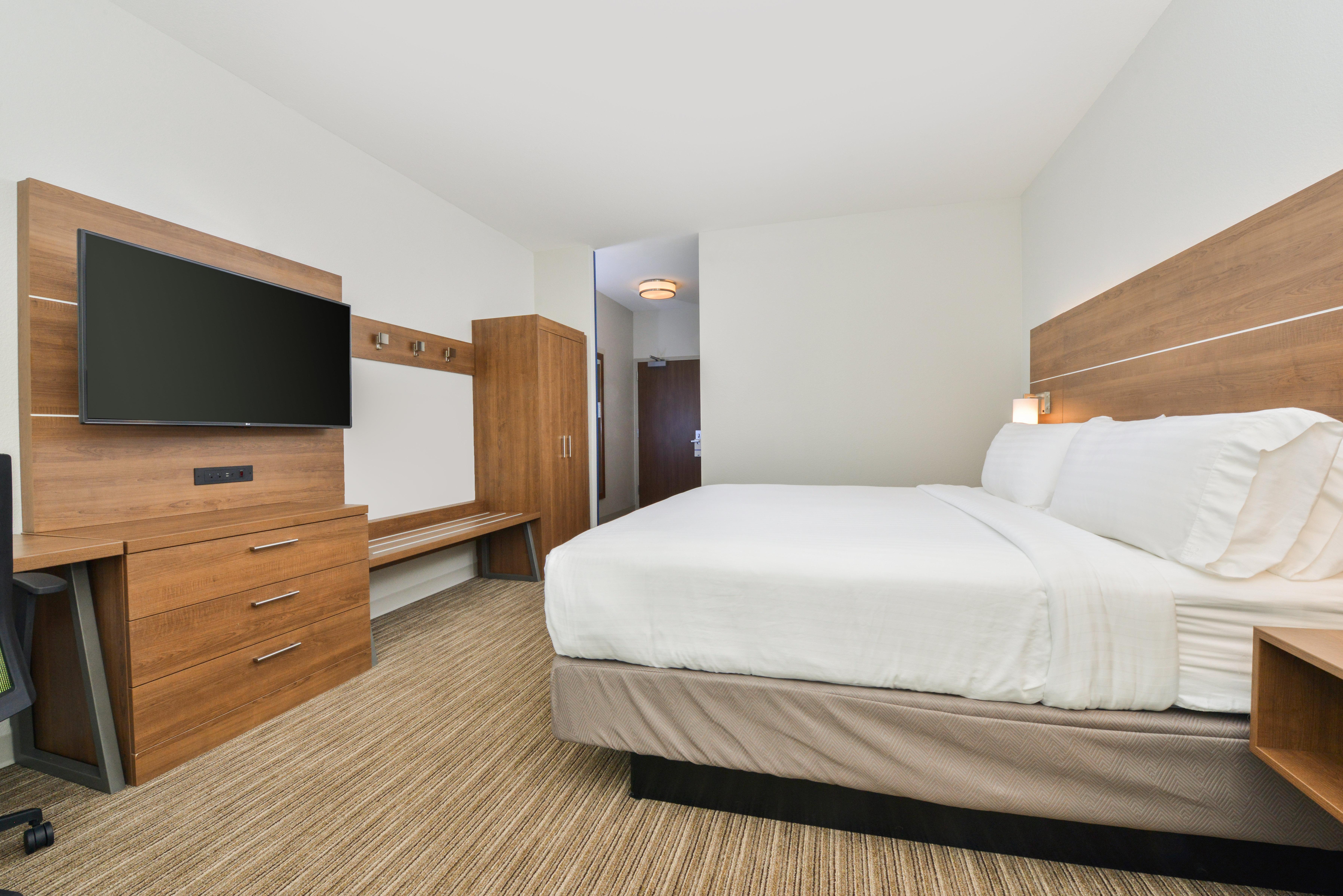Holiday Inn Express & Suites - Chadron By Ihg Екстериор снимка