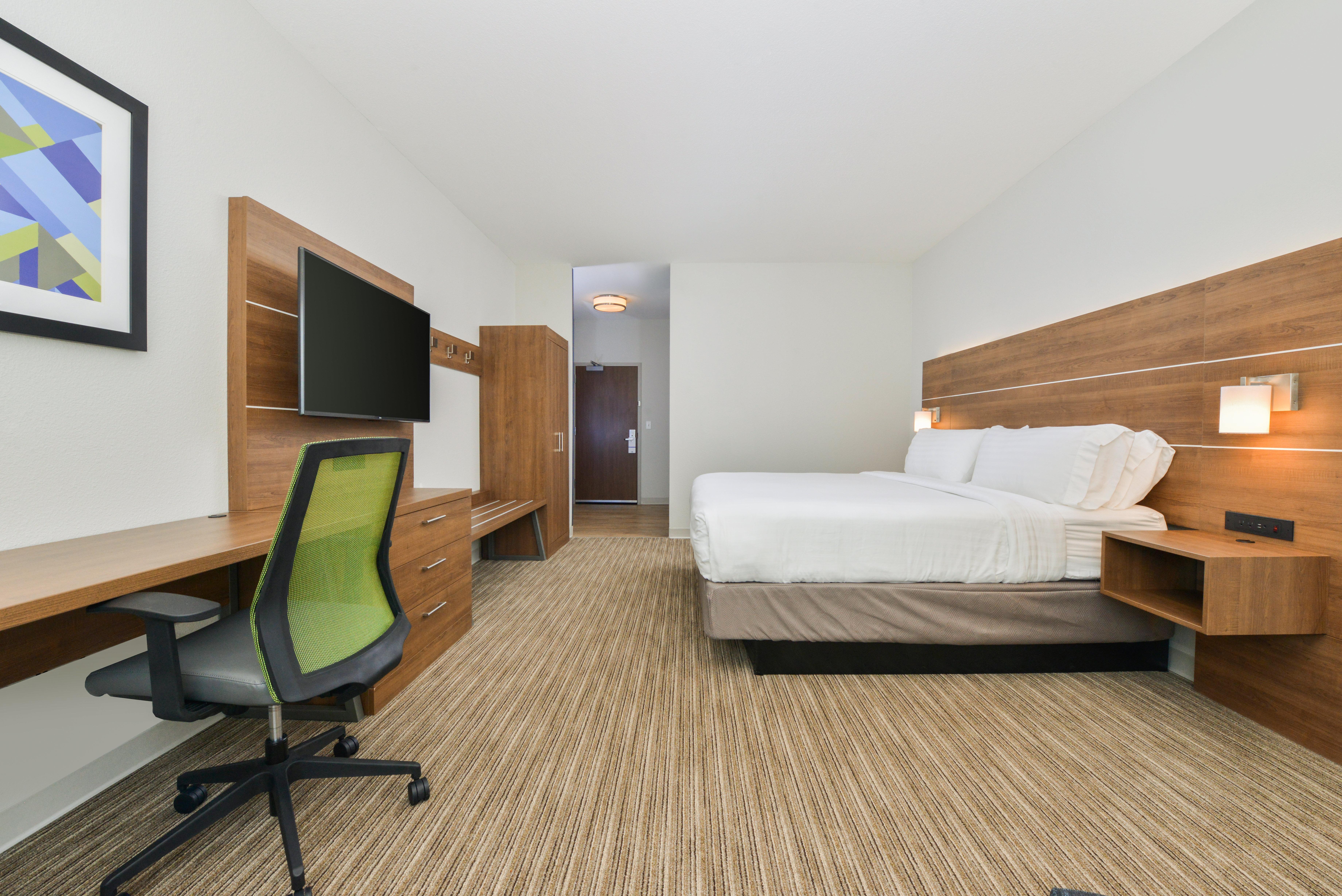 Holiday Inn Express & Suites - Chadron By Ihg Екстериор снимка